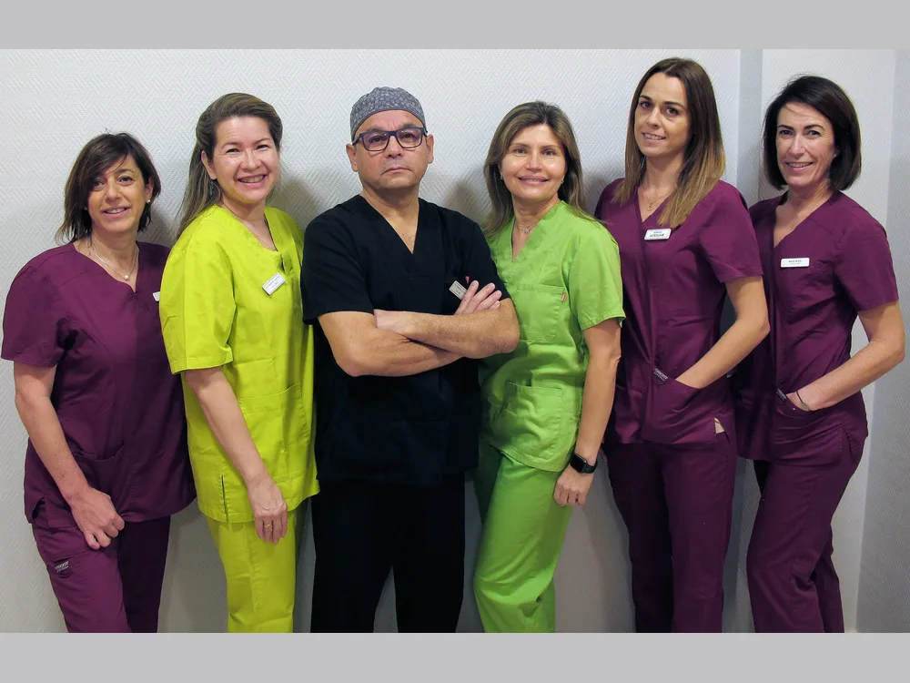 Equipo de profesionales dentales de Clínica Dental COIS
